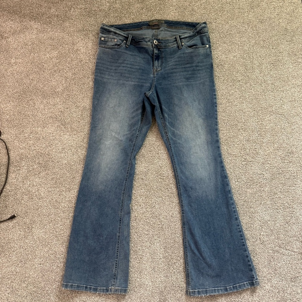 Torrid Luxe Slim Boot Jeans 16R